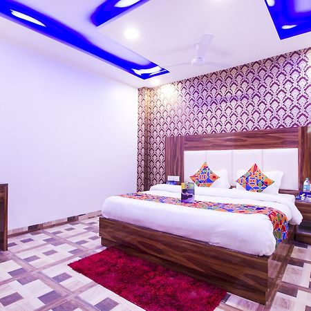 Fabhotel Olivia Suite New Delhi Exterior foto